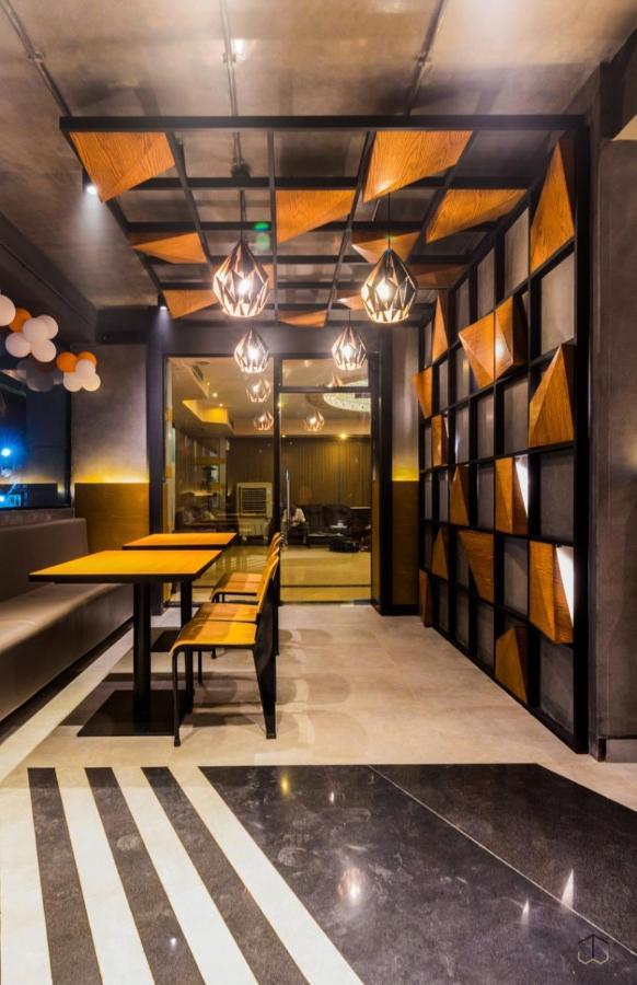 Hotel Crown Inn Karachi Exterior foto