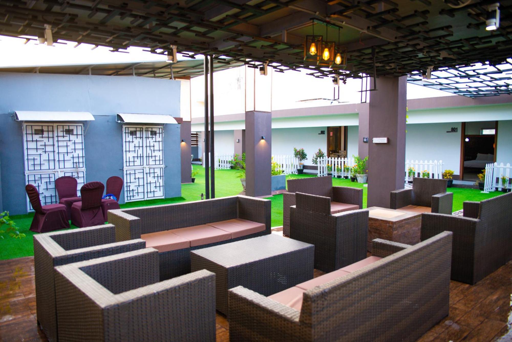 Hotel Crown Inn Karachi Exterior foto